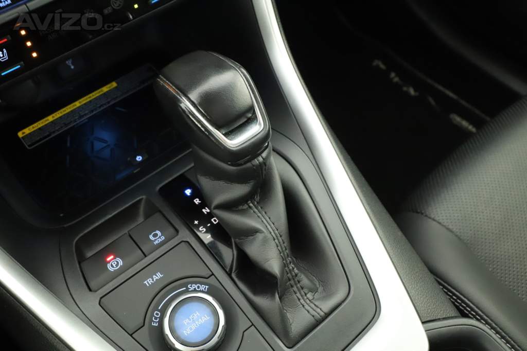 Foto inzerátu Toyota RAV 4 2.5 Hybrid