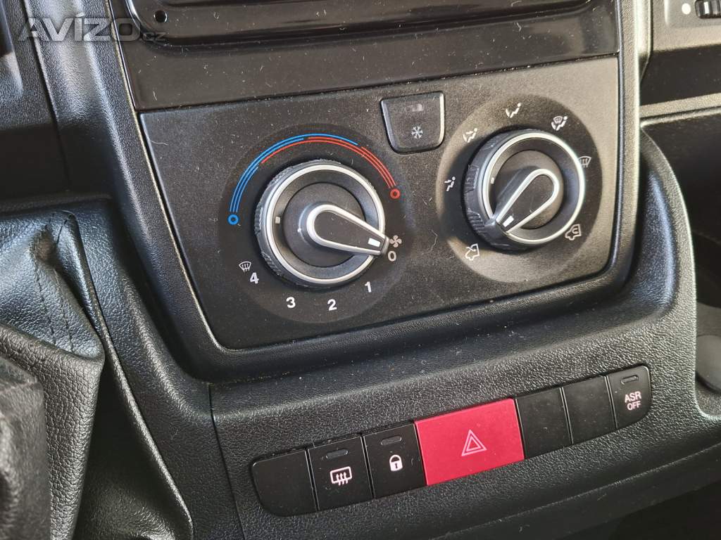 Foto inzerátu Peugeot Boxer 2.2 BlueHDi