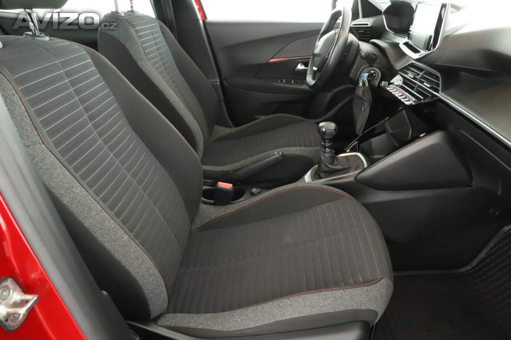 Foto inzerátu Peugeot 2008 1.2 PureTech