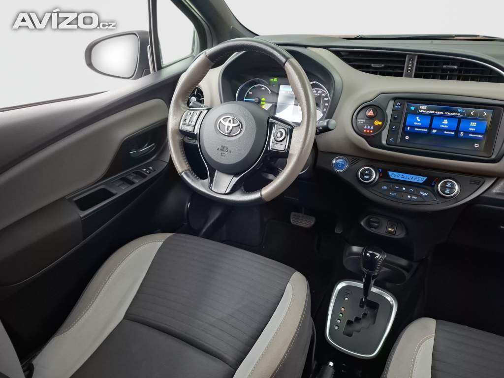 Foto inzerátu Toyota Yaris 1.5 Hybrid