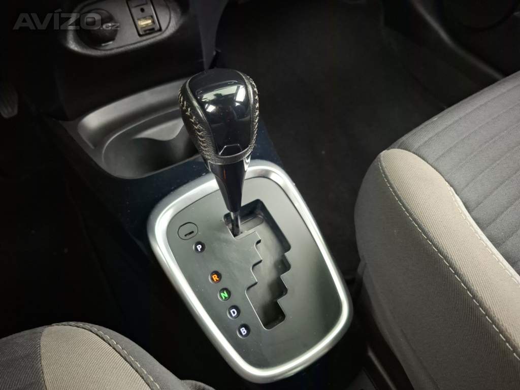 Foto inzerátu Toyota Yaris 1.5 Hybrid