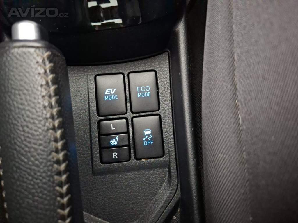Foto inzerátu Toyota Yaris 1.5 Hybrid
