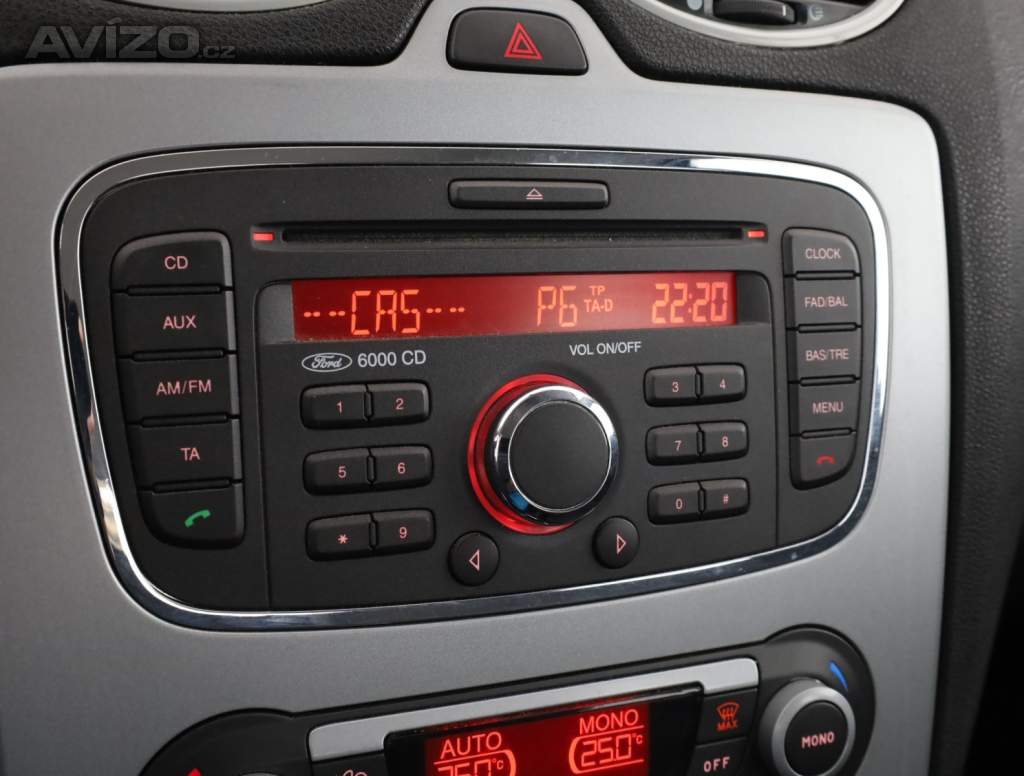 Foto inzerátu Ford Focus 1.6 16V