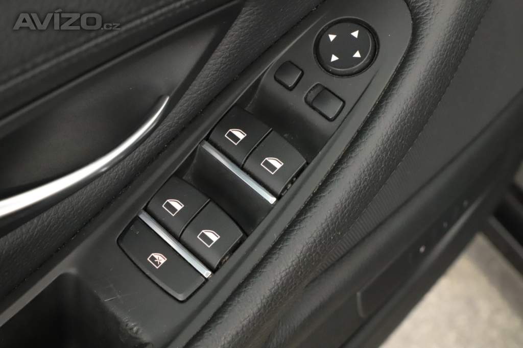 Foto inzerátu BMW 5 520d xDrive
