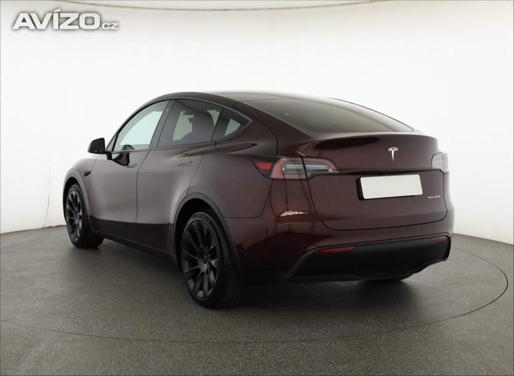 Foto inzerátu Tesla Model Y Long Range AWD 79kWh