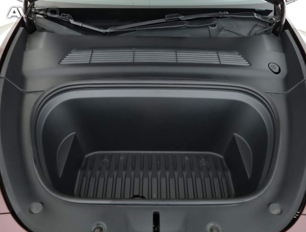 Foto inzerátu Tesla Model Y Long Range AWD 79kWh