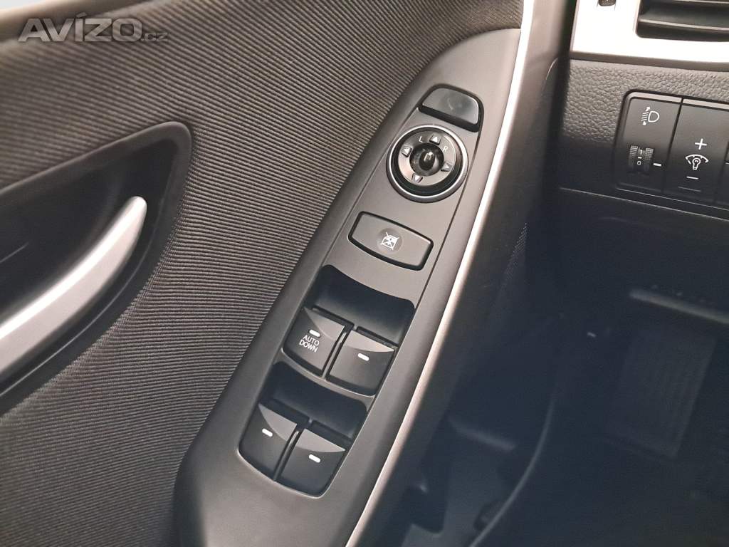 Foto inzerátu Hyundai i30 1.6 GDI