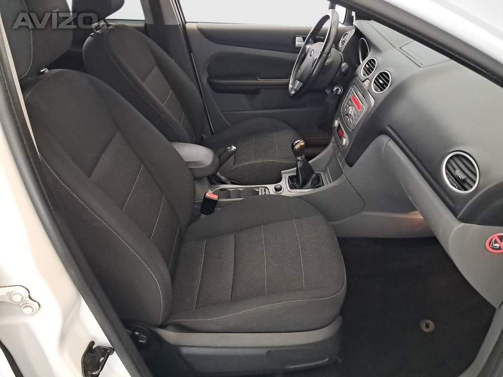 Foto inzerátu Ford Focus 1.6 16V