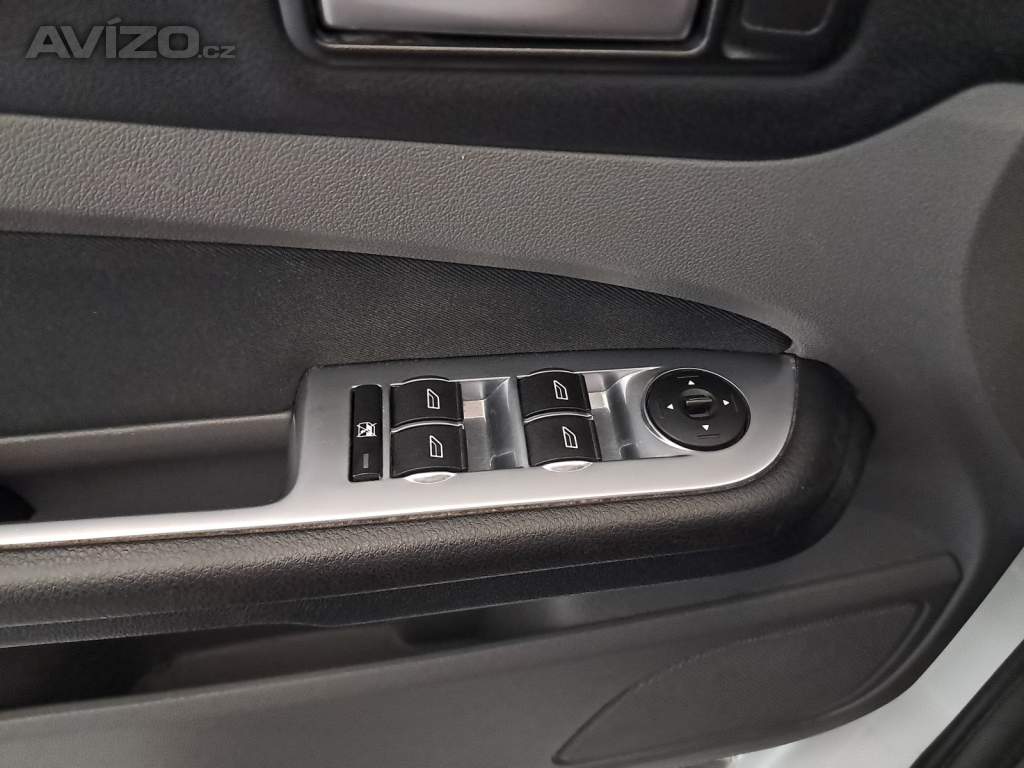 Foto inzerátu Ford Focus 1.6 16V