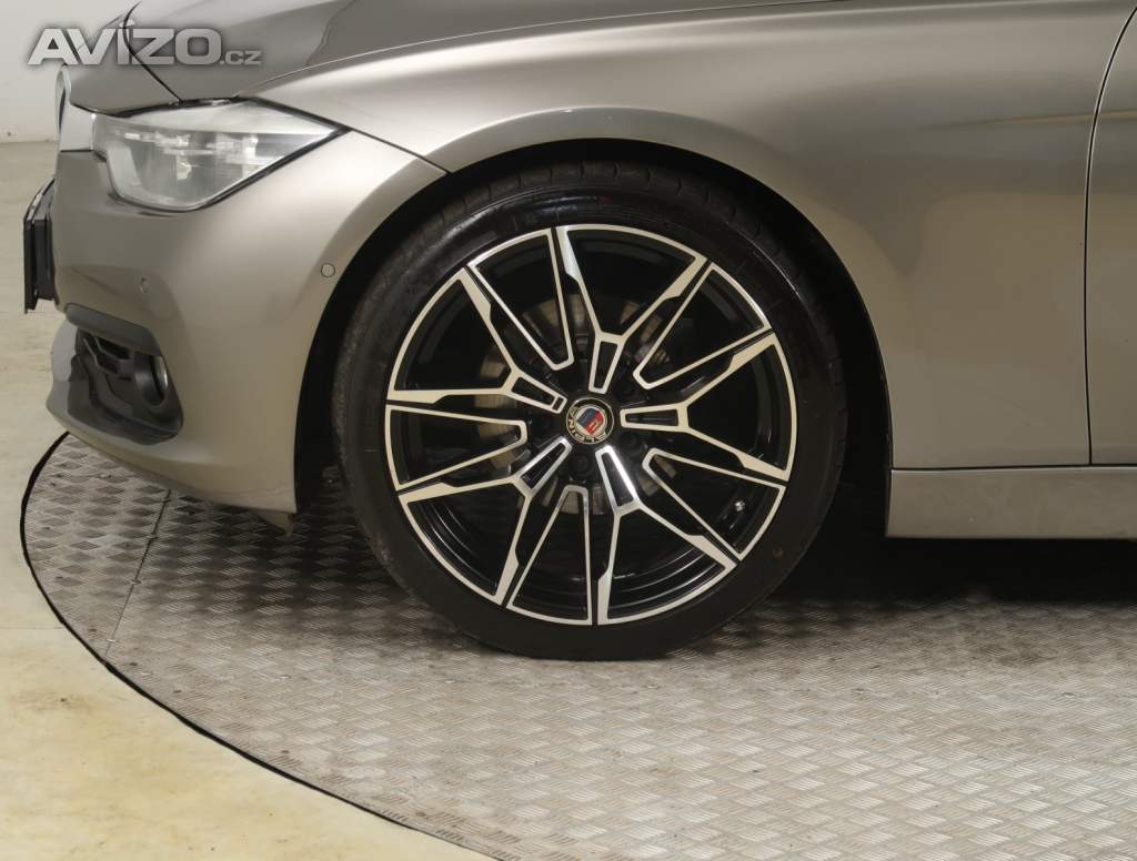Foto inzerátu BMW 3 320 d