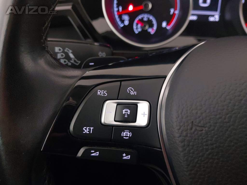 Foto inzerátu VW Touran 1.5 TSI