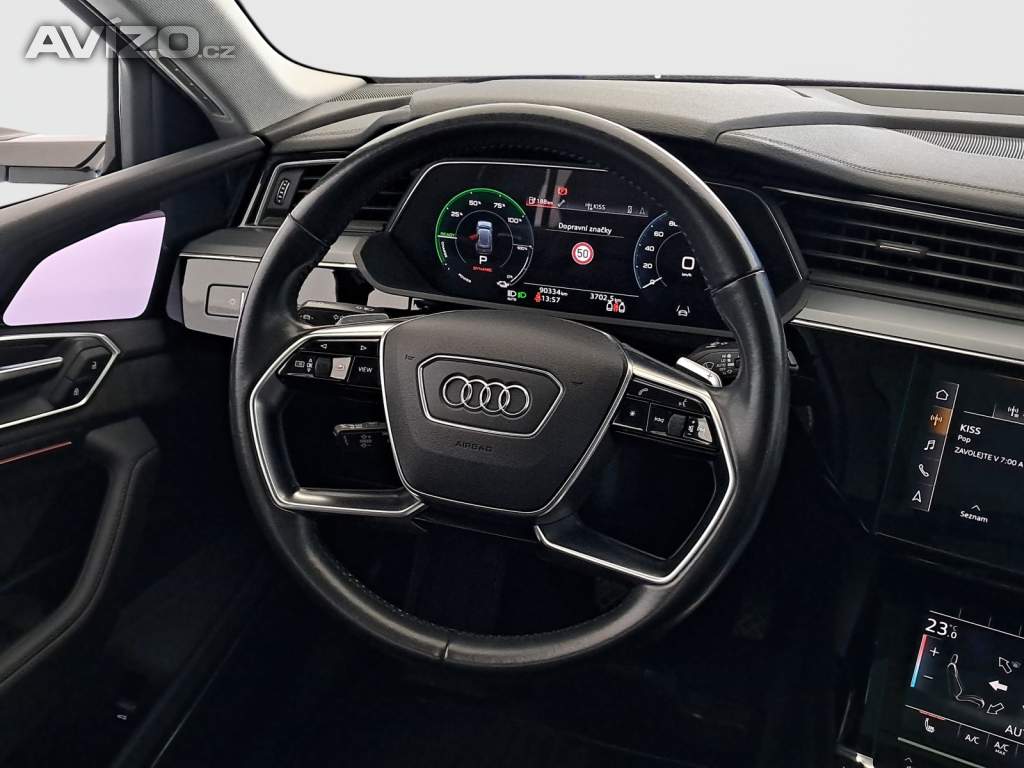 Foto inzerátu Audi e-tron e-tron 50 quattro