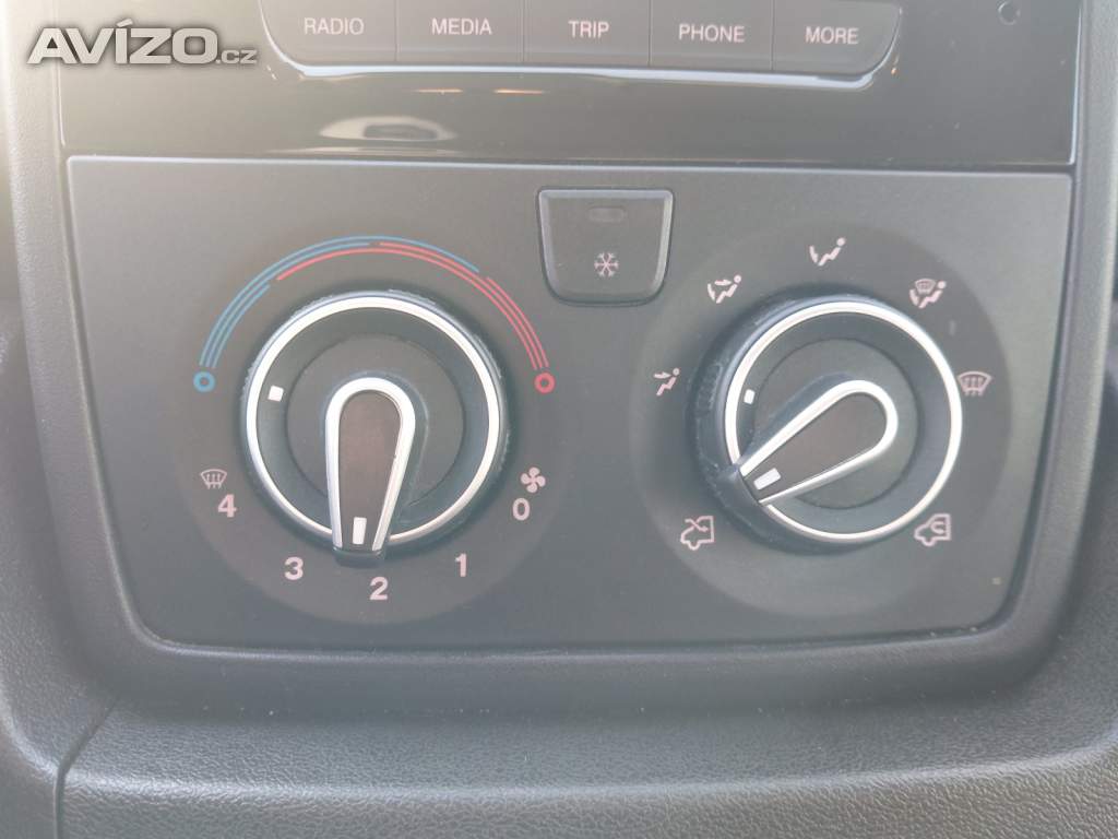 Foto inzerátu Citroen Jumper 2.2 BlueHDi
