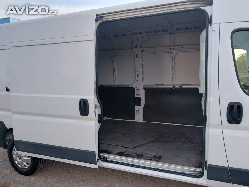 Foto inzerátu Citroen Jumper 2.2 BlueHDi