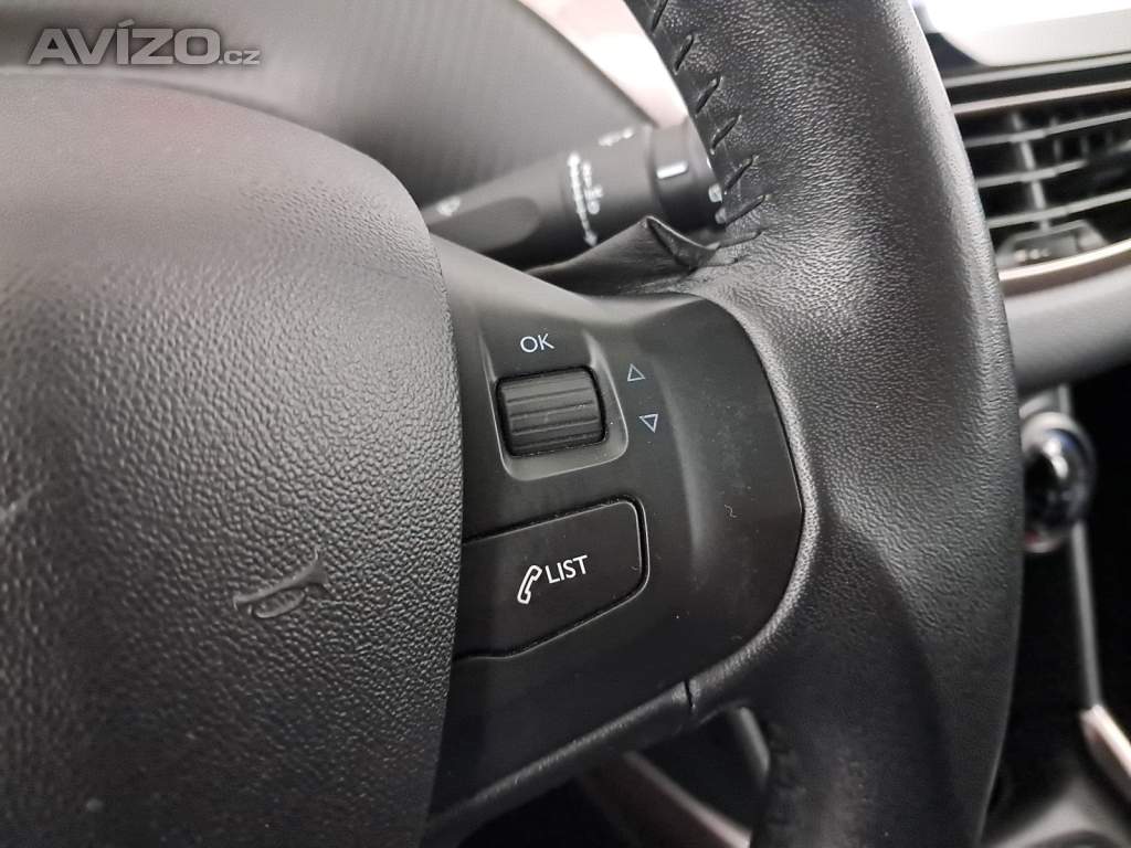 Foto inzerátu Peugeot 2008 1.2 PureTech