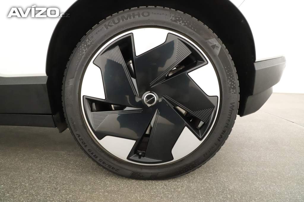Foto inzerátu Volvo EX30 69kWh Single Motor