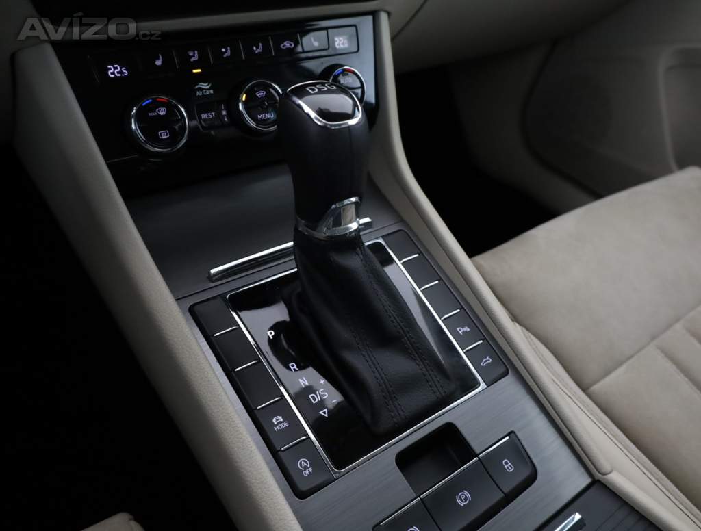 Foto inzerátu Skoda Superb 2.0 TDI
