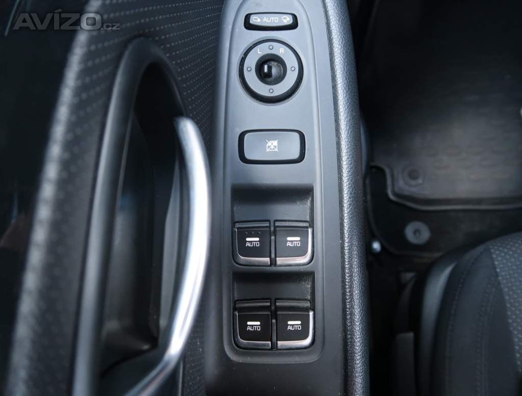 Foto inzerátu Kia Carens 1.7 CRDi