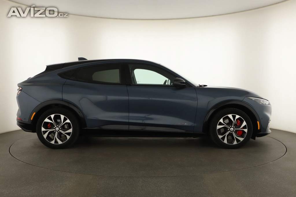 Foto inzerátu Ford Mustang Mach-E Standard Range AWD