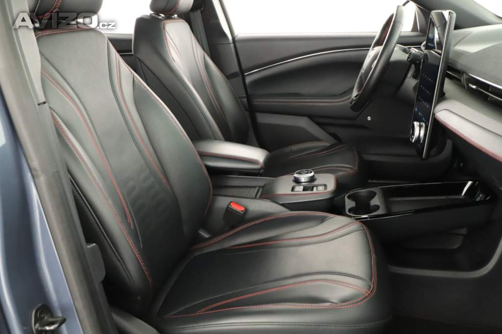 Foto inzerátu Ford Mustang Mach-E Standard Range AWD