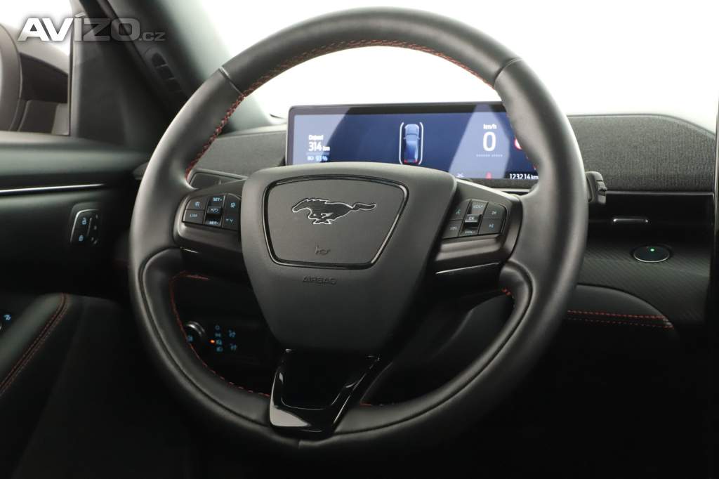 Foto inzerátu Ford Mustang Mach-E Standard Range AWD