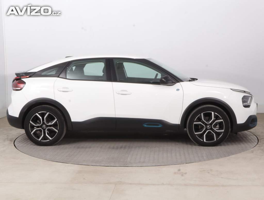 Foto inzerátu Citroen e-C4 50 kWh