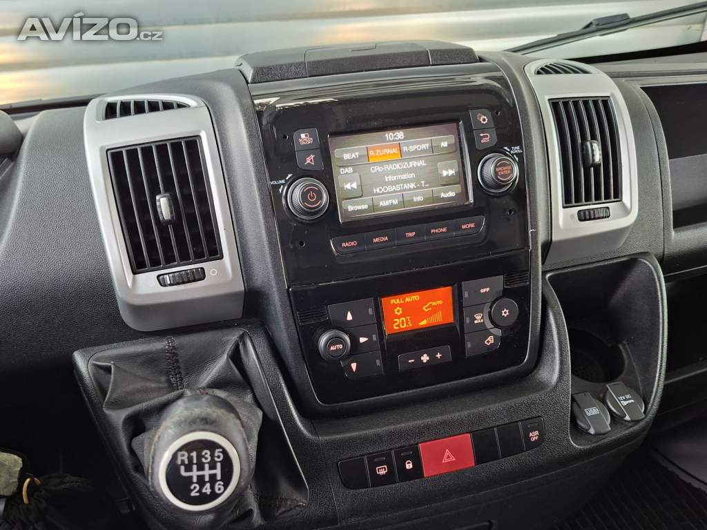 Foto inzerátu Citroen Jumper 2.2 BlueHDi