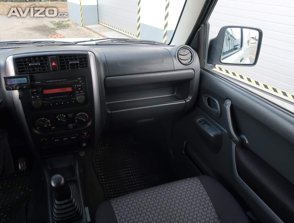 Foto inzerátu Suzuki Jimny 1.3 16V