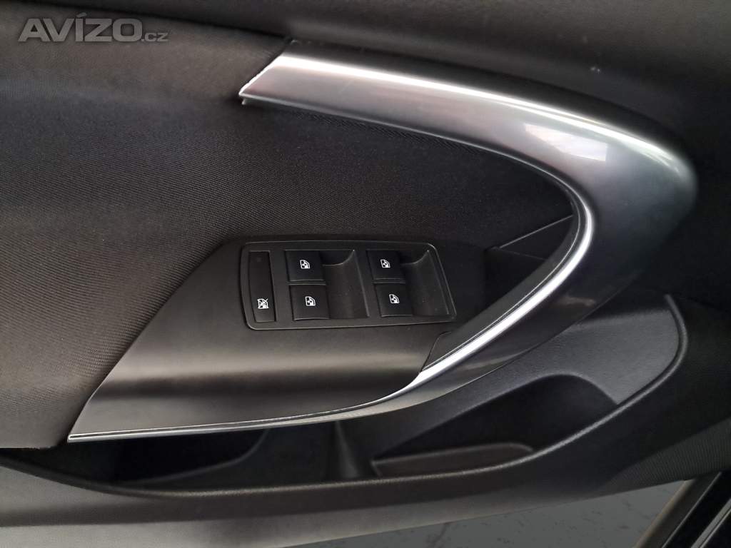 Foto inzerátu Opel Insignia 2.0 CDTI