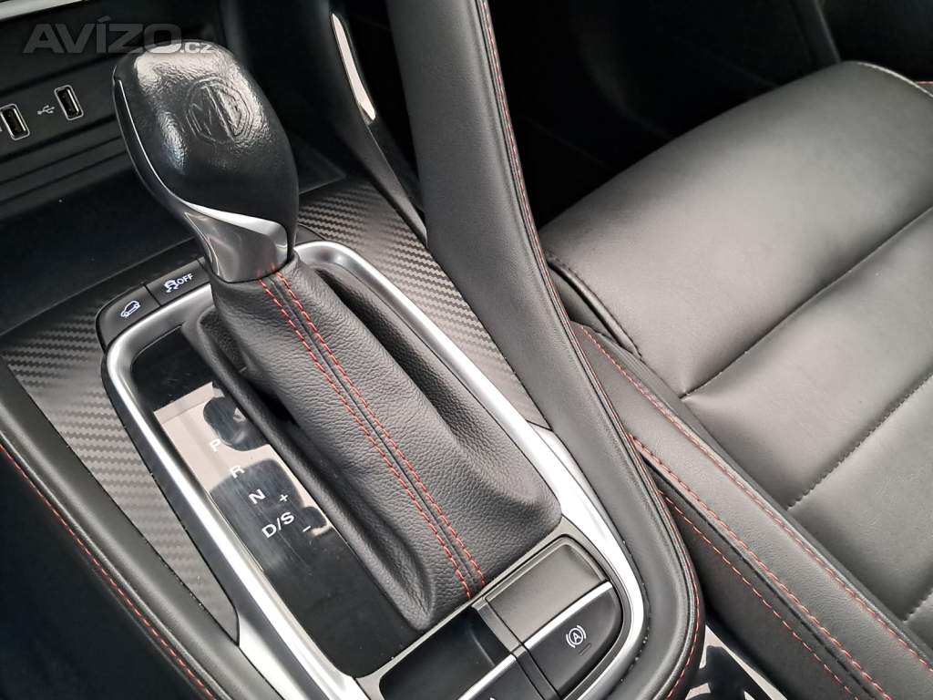 Foto inzerátu MG ZS SUV 1.0 Turbo