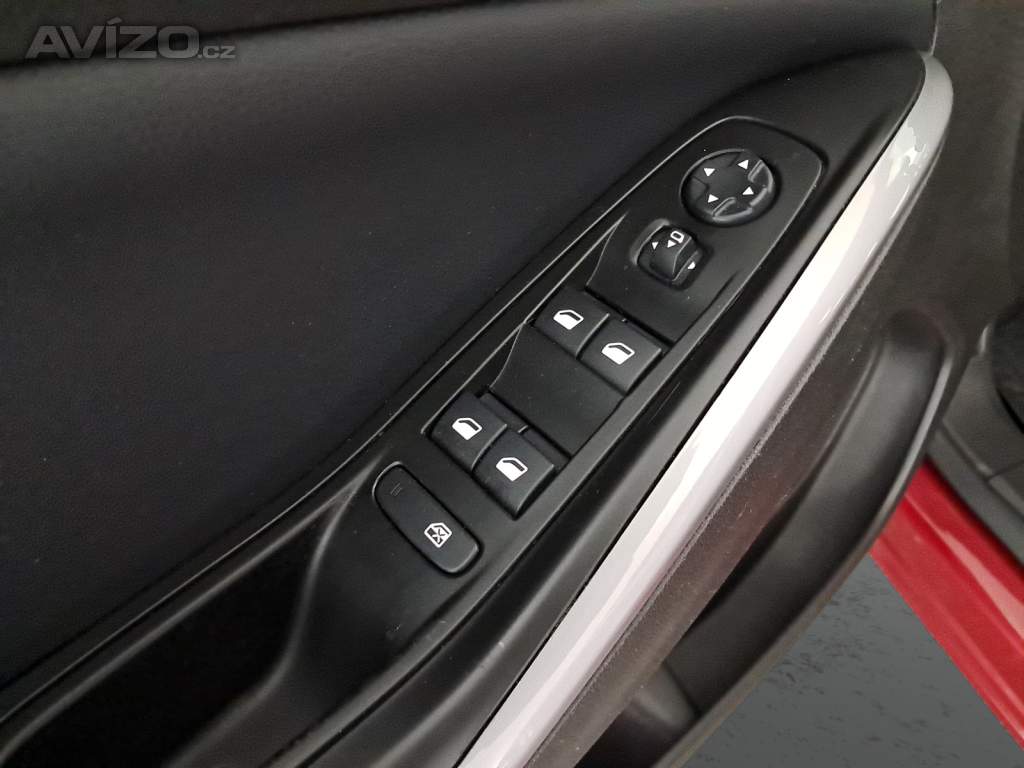 Foto inzerátu Opel Grandland Plug-in Hybrid4