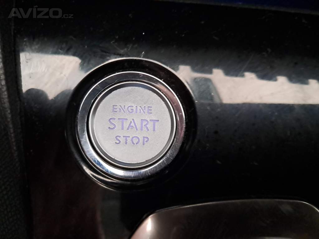 Foto inzerátu Peugeot 5008 1.5 BlueHDi