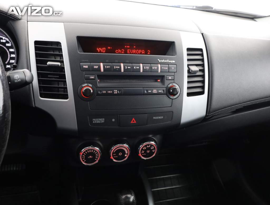 Foto inzerátu Mitsubishi Outlander 2.2 DI-D