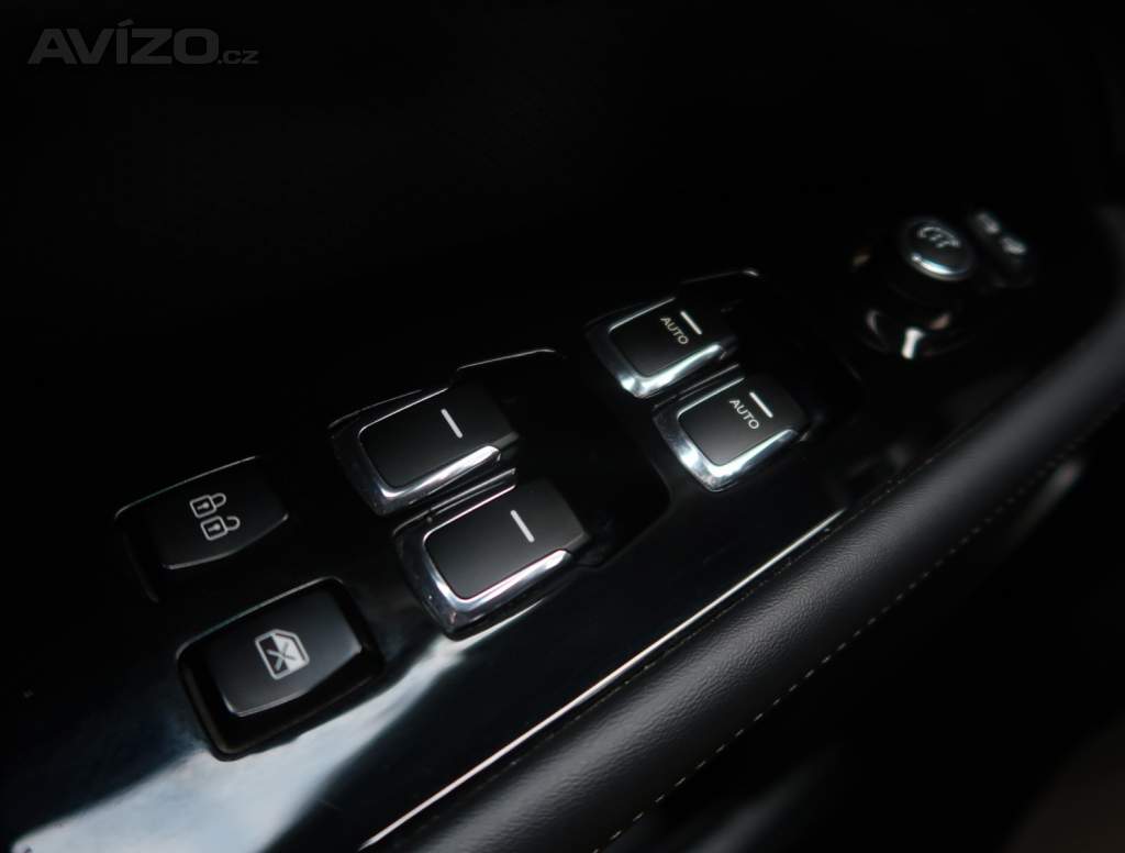 Foto inzerátu SsangYong Rexton 2.2 Diesel