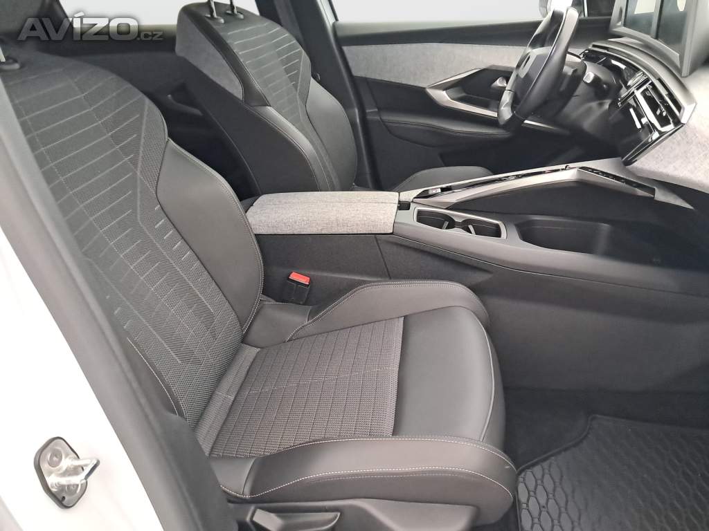 Foto inzerátu Peugeot 3008 1.2 MHEV
