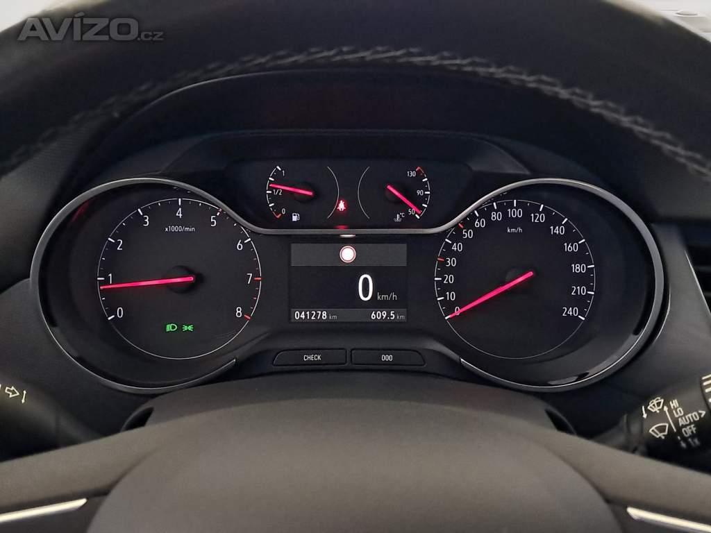 Foto inzerátu Opel Crossland 1.2 Turbo