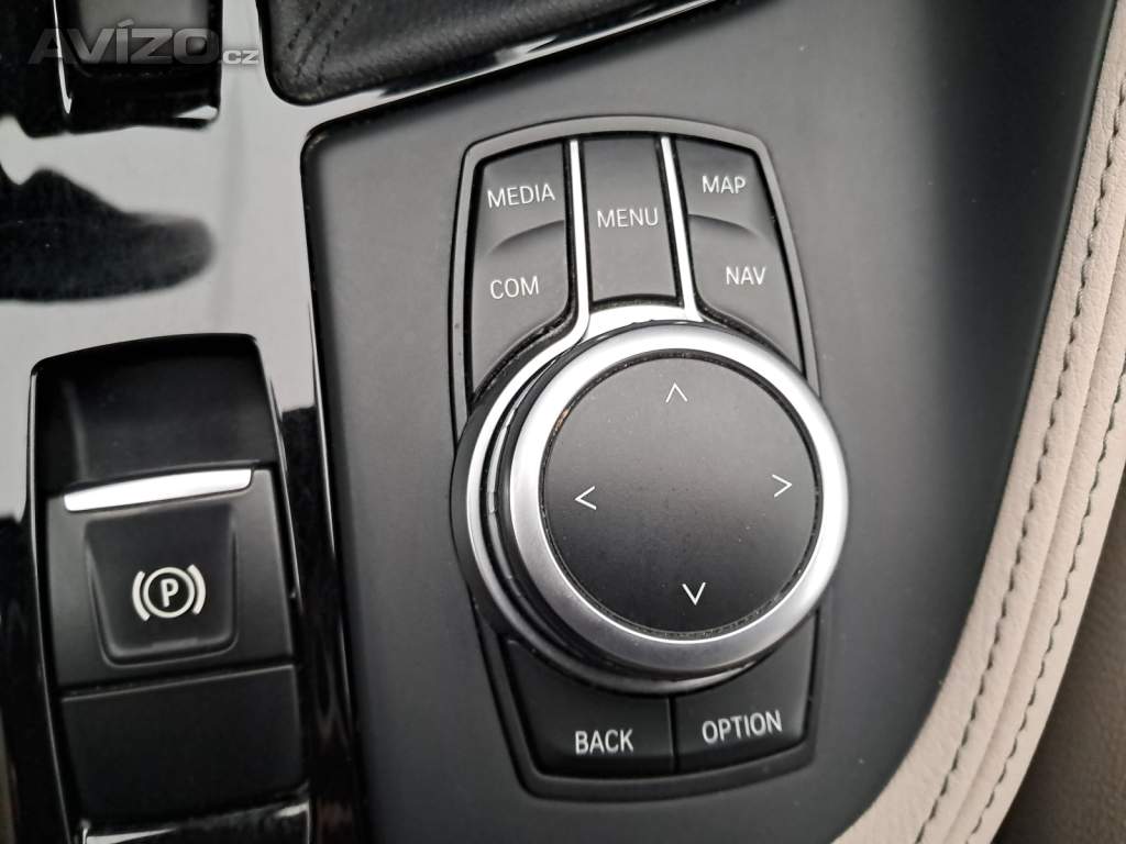 Foto inzerátu BMW X1 sDrive18d
