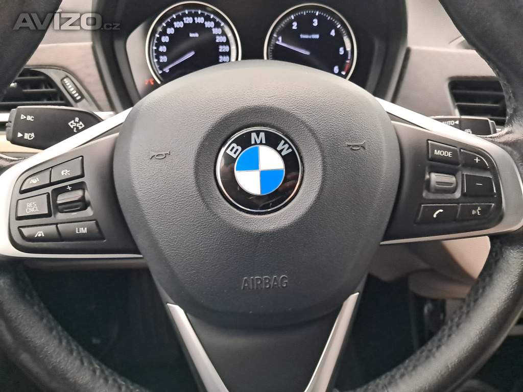 Foto inzerátu BMW X1 sDrive18d