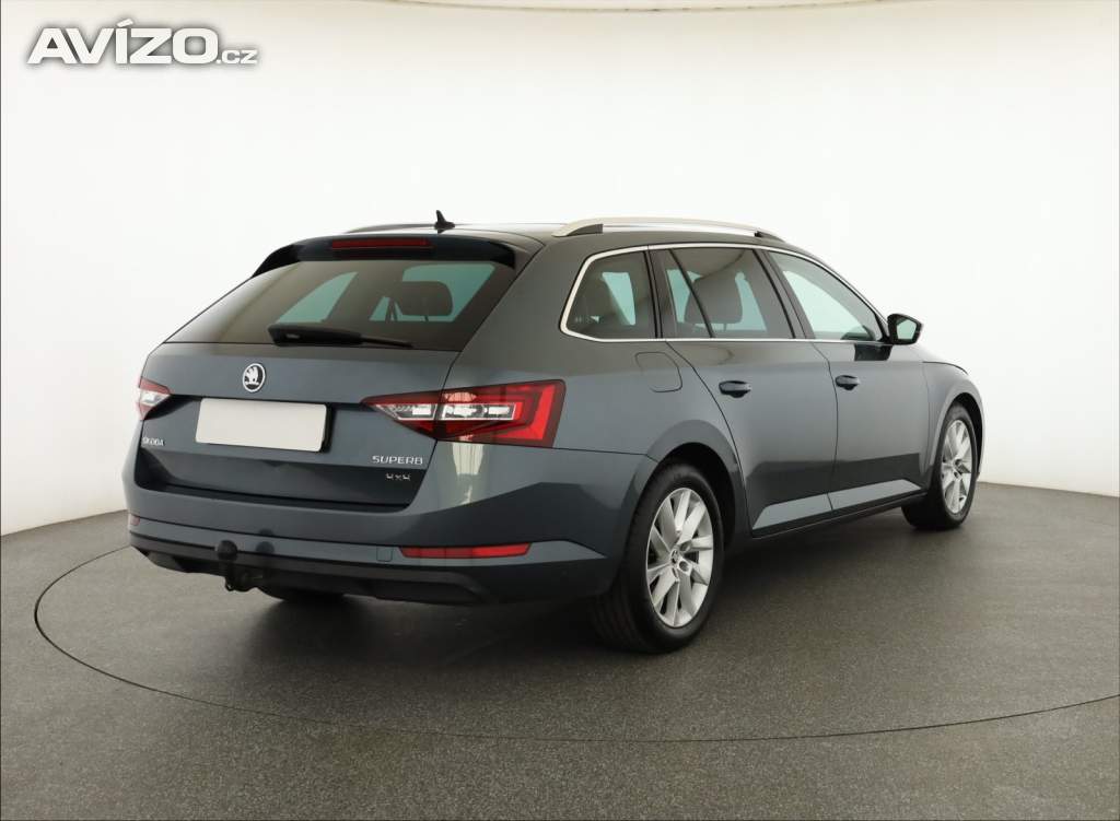 Foto inzerátu Skoda Superb 2.0 TDI 4x4