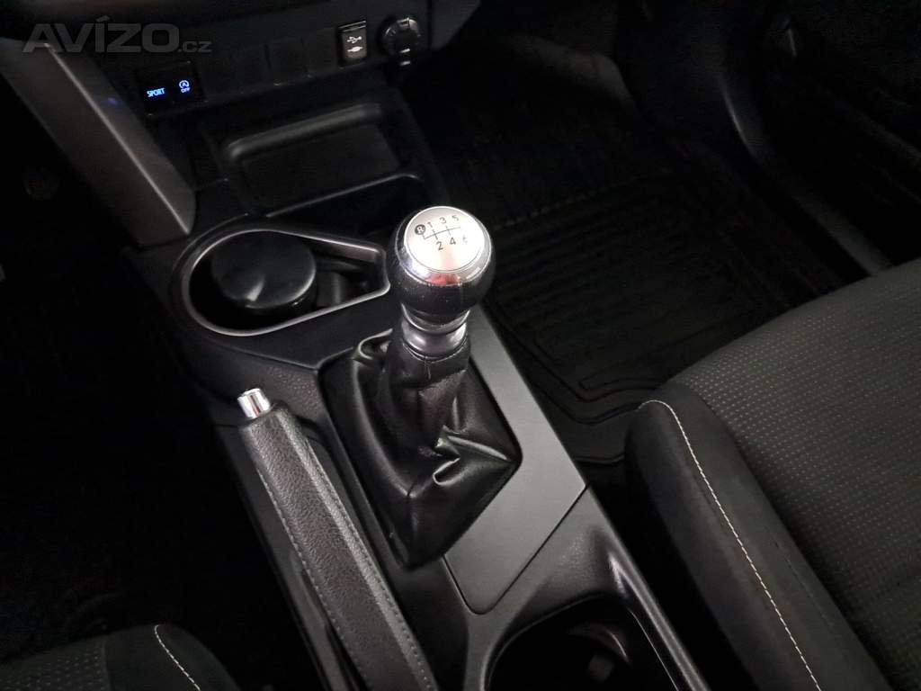 Foto inzerátu Toyota RAV 4 2.0 VVT-i