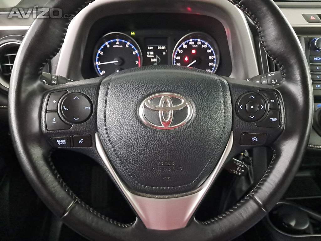 Foto inzerátu Toyota RAV 4 2.0 VVT-i