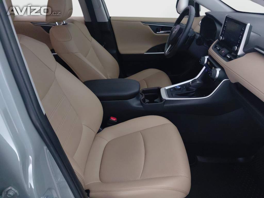 Foto inzerátu Toyota RAV 4 2.5 Hybrid