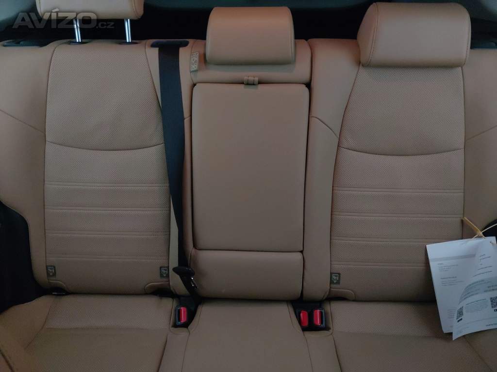 Foto inzerátu Toyota RAV 4 2.5 Hybrid