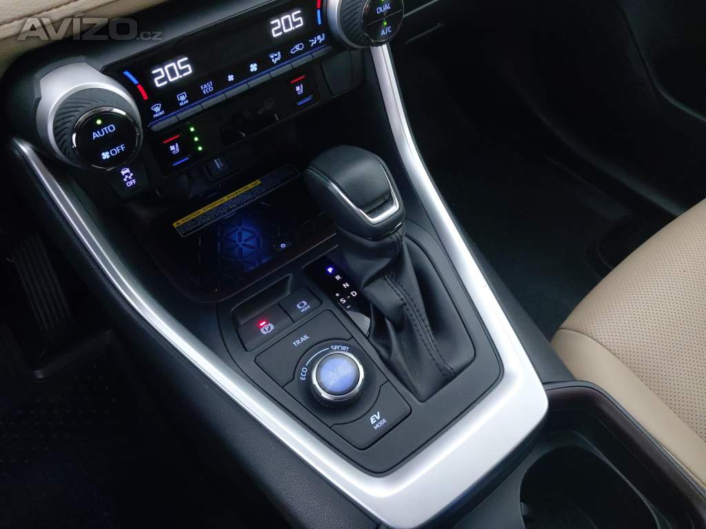 Foto inzerátu Toyota RAV 4 2.5 Hybrid