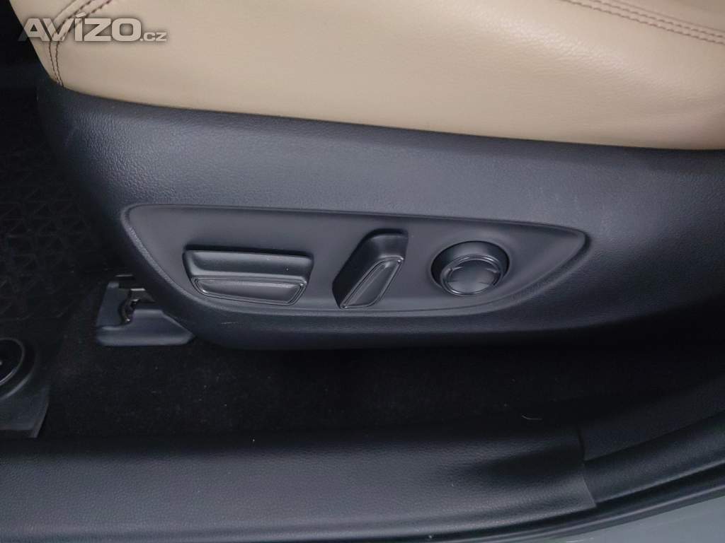 Foto inzerátu Toyota RAV 4 2.5 Hybrid