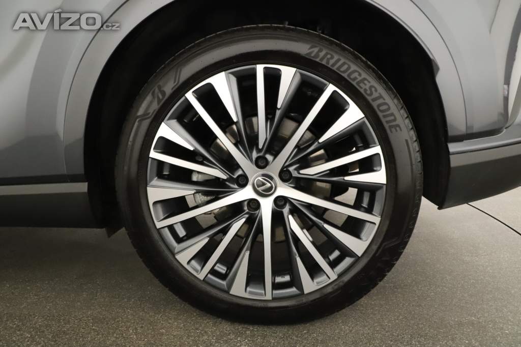 Foto inzerátu Lexus RX 450h+