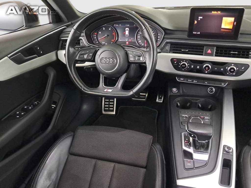 Foto inzerátu Audi A4 2.0 TDI