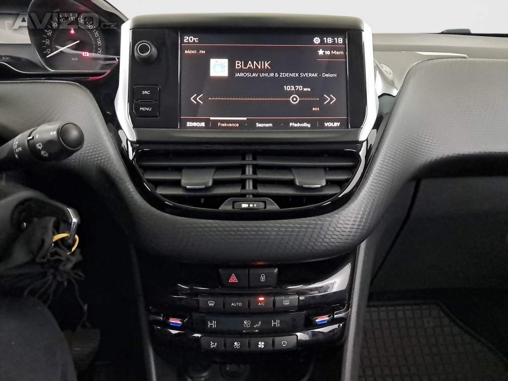 Foto inzerátu Peugeot 2008 1.2 PureTech