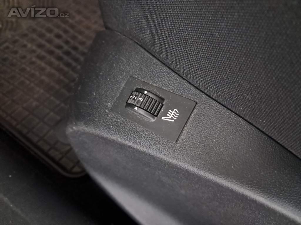 Foto inzerátu Peugeot 2008 1.2 PureTech