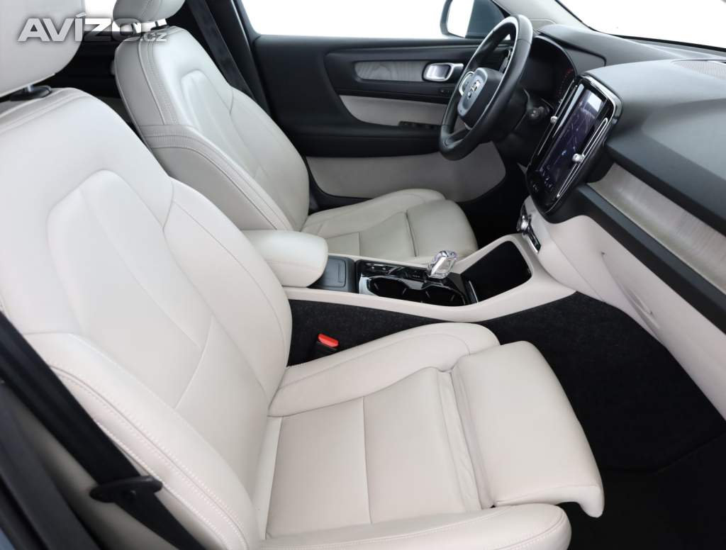 Foto inzerátu Volvo XC40 D3